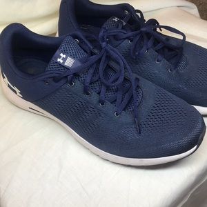 Under Armour athletic shoes BLUE size 12. Men’s